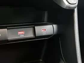 Kia Picanto (2024) thumbnail 24