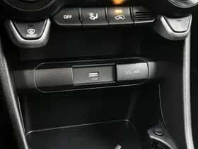 Kia Picanto (2024) thumbnail 24