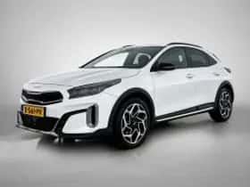 Kia XCeed (2024) thumbnail 2
