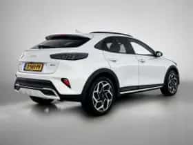 Kia XCeed (2024) thumbnail 3