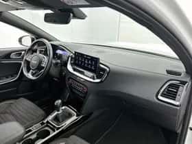 Kia XCeed (2024) thumbnail 6