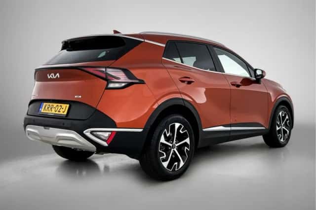 Kia Sportage (2022) thumbnail 2