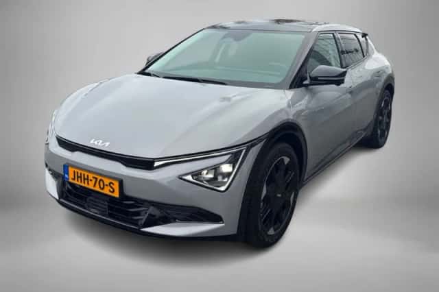 Kia EV6 (2025) thumbnail 1