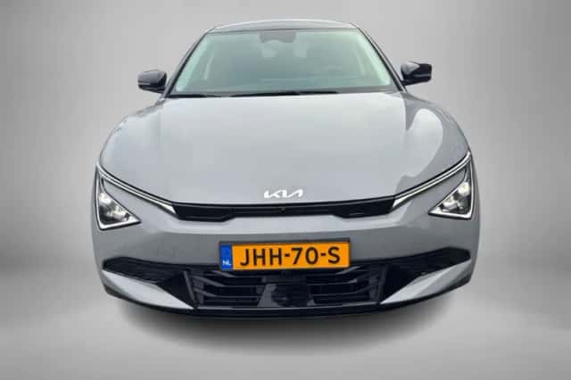 Kia EV6 (2025) thumbnail 5