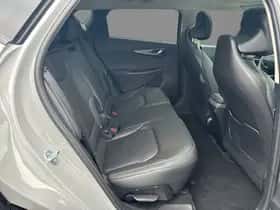 Kia EV6 (2025) thumbnail 9