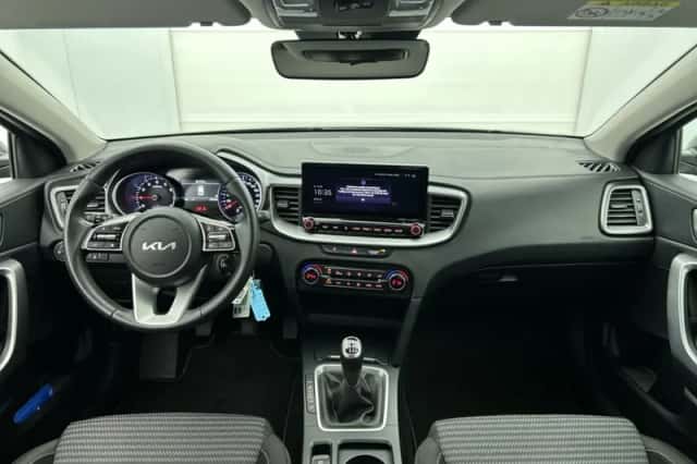Kia Ceed_Sportswagon (2024) thumbnail 4