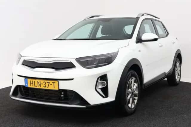 Kia Stonic (2025) thumbnail 1