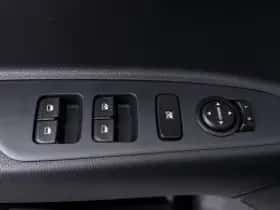 Kia Stonic (2025) thumbnail 5