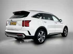 Kia Sorento (2021) thumbnail 2