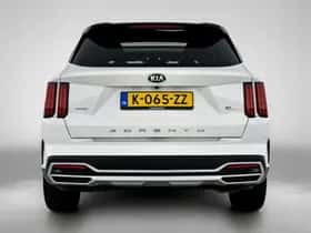 Kia Sorento (2021) thumbnail 24