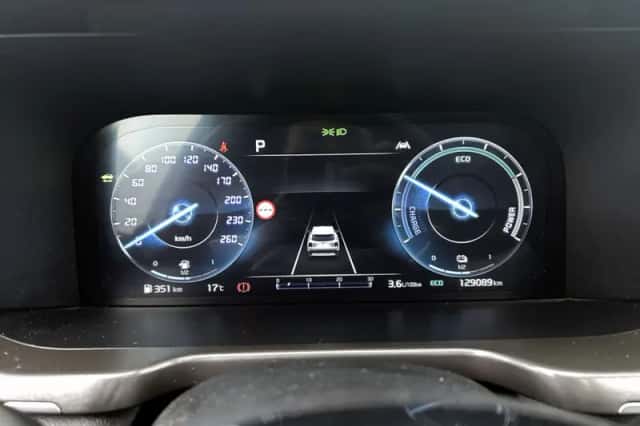 Kia Sorento (2021) thumbnail 6