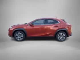 Lexus UX (2020) thumbnail 5
