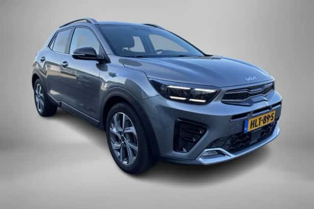 Kia Stonic (2025) thumbnail 3