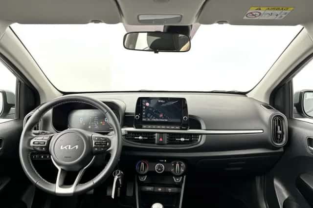 Kia Picanto (2025) thumbnail 4