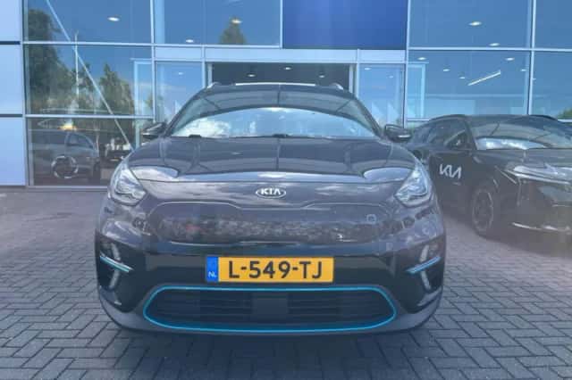 Kia Niro EV (2021) thumbnail 2