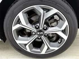 Kia Ceed (2019) thumbnail 22