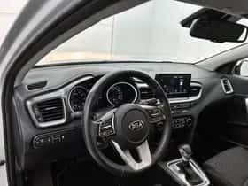 Kia Ceed (2019) thumbnail 31