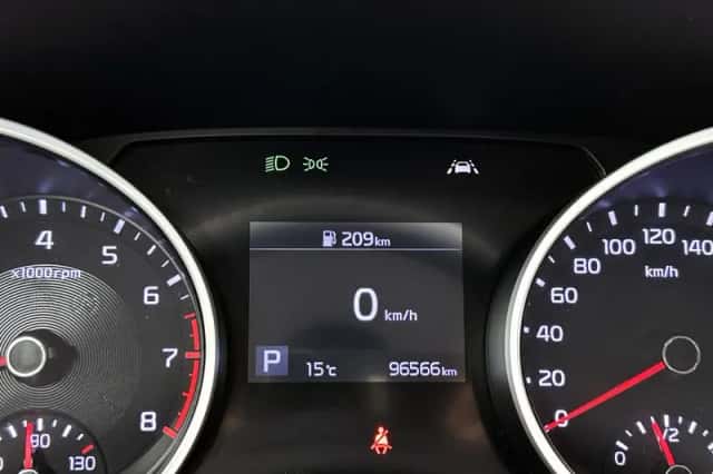Kia Ceed (2019) thumbnail 5