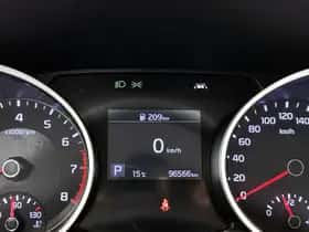 Kia Ceed (2019) thumbnail 5