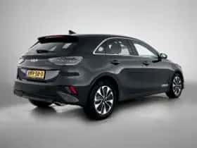 Kia Ceed (2025) thumbnail 3