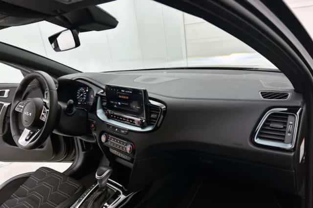 Kia Ceed (2025) thumbnail 6