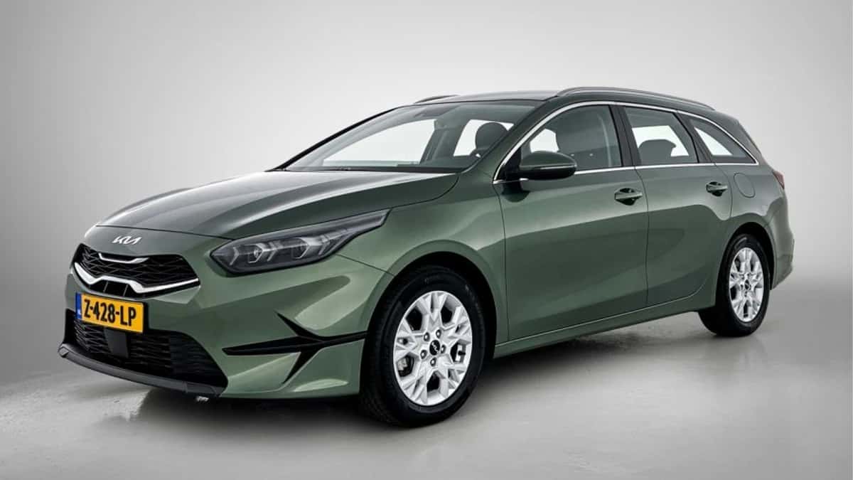Kia Ceed_Sportswagon (2024) — foto 1