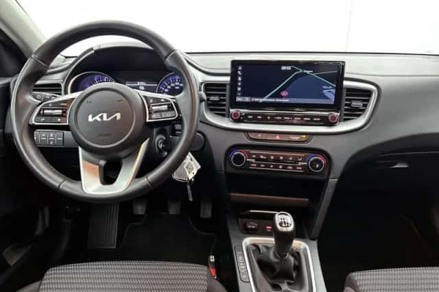 Kia Ceed_Sportswagon (2024) thumbnail 4