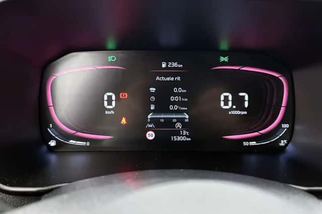 Kia Picanto (2025) thumbnail 5