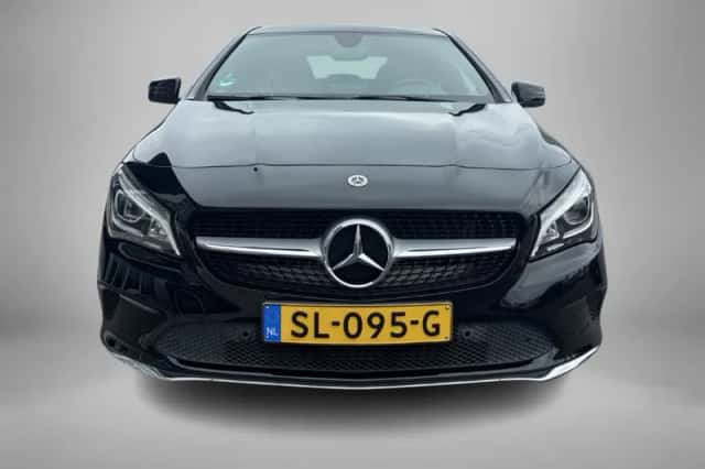 Mercedes-Benz CLA-Klasse (2018) thumbnail 2