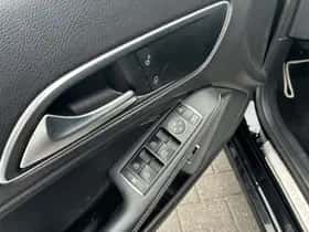 Mercedes-Benz CLA-Klasse (2018) thumbnail 12