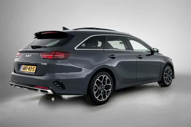 Kia Ceed_Sportswagon (2024) thumbnail 2