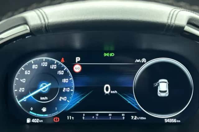 Kia XCeed (2024) thumbnail 5
