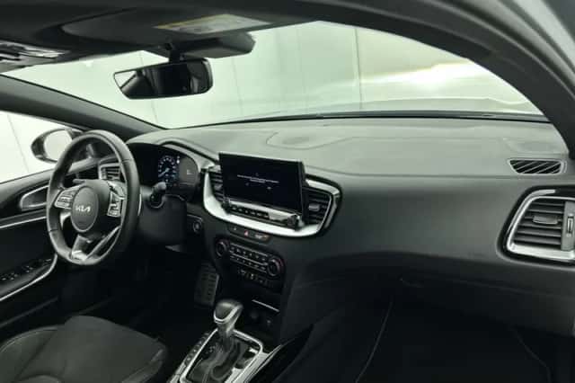 Kia XCeed (2024) thumbnail 6