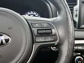 Kia Sportage (2016) thumbnail 16