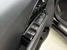 Kia Niro (2022) thumbnail 23