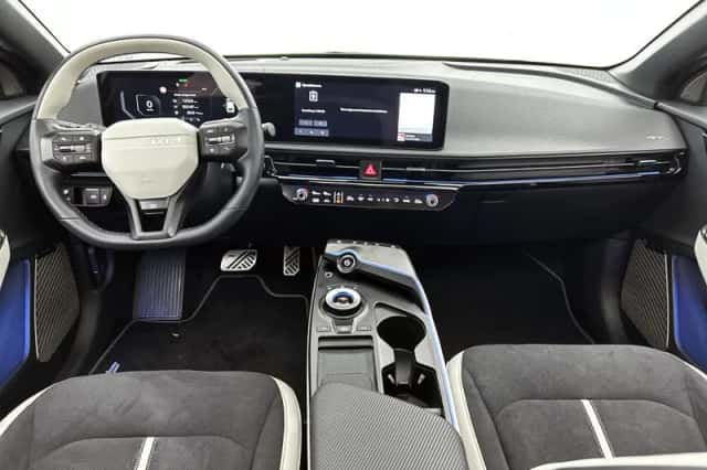 Kia EV6 (2025) thumbnail 4