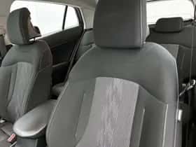 Kia Sportage (2022) thumbnail 26