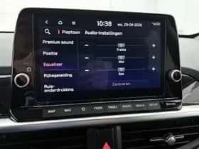 Kia Picanto (2023) thumbnail 25