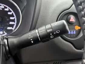 Toyota Yaris (2017) thumbnail 24