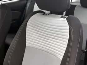 Toyota Yaris (2017) thumbnail 31