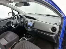 Toyota Yaris (2017) thumbnail 6