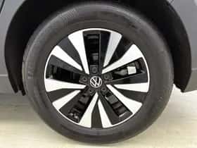 Volkswagen Taigo (2023) thumbnail 25