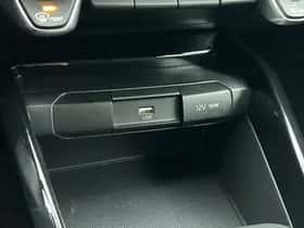 Kia Stonic (2023) thumbnail 23