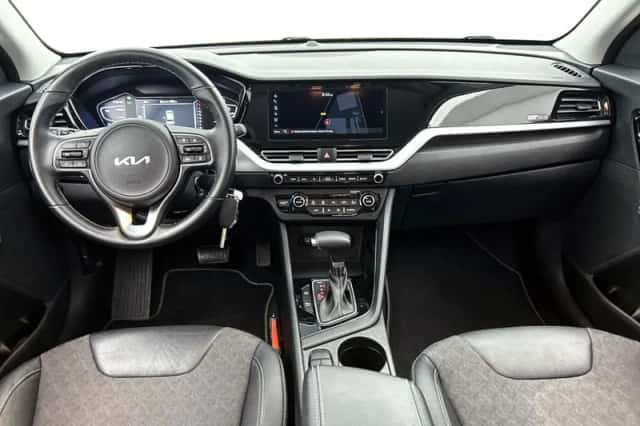 Kia Niro (2022) thumbnail 4