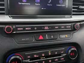 Kia Ceed (2019) thumbnail 26