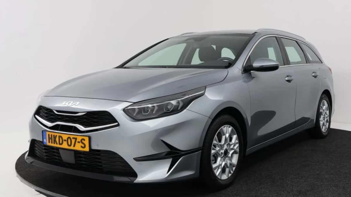 Kia Ceed_Sportswagon (2025) — foto 1