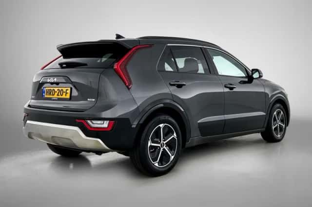 Kia Niro (2025) thumbnail 2