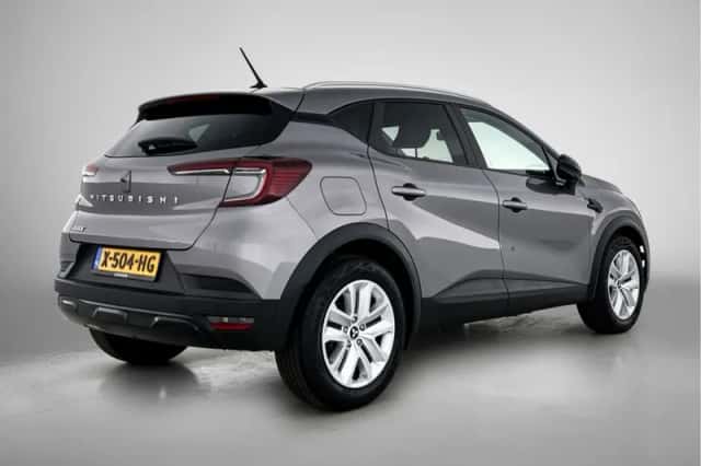 Mitsubishi ASX (2023) thumbnail 2