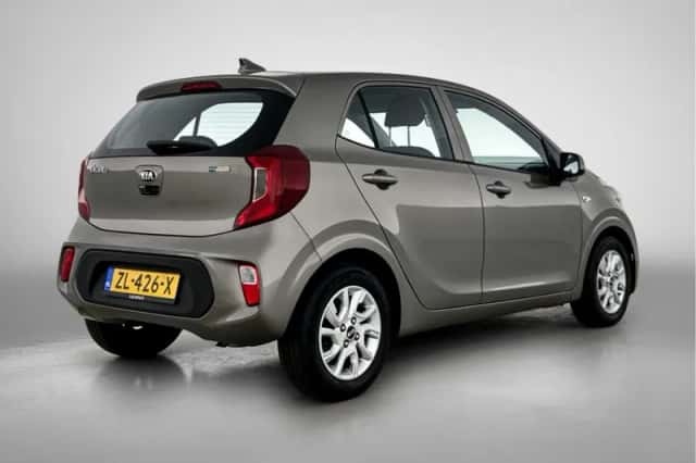 Kia Picanto (2019) thumbnail 2