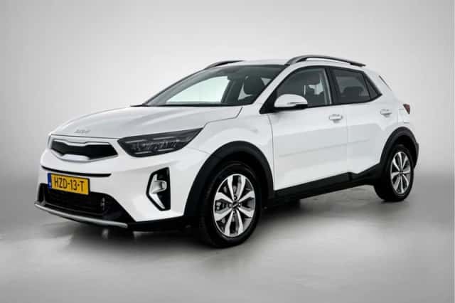 Kia Stonic (2025) thumbnail 1